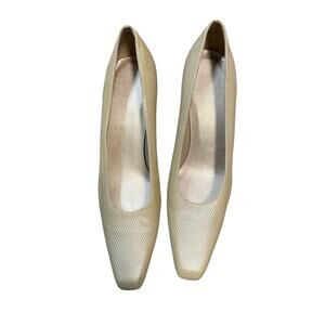 Mr. Seymour Vintage Beige Women's Heels Size 7.5 NARROW